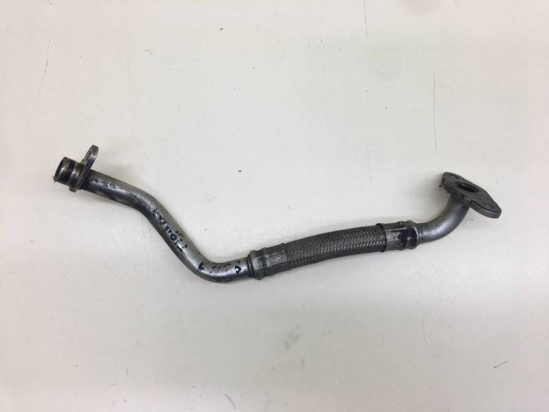 Трубка турбокомпрессора (турбины) Volkswagen Tiguan (5N2) 2011-2016