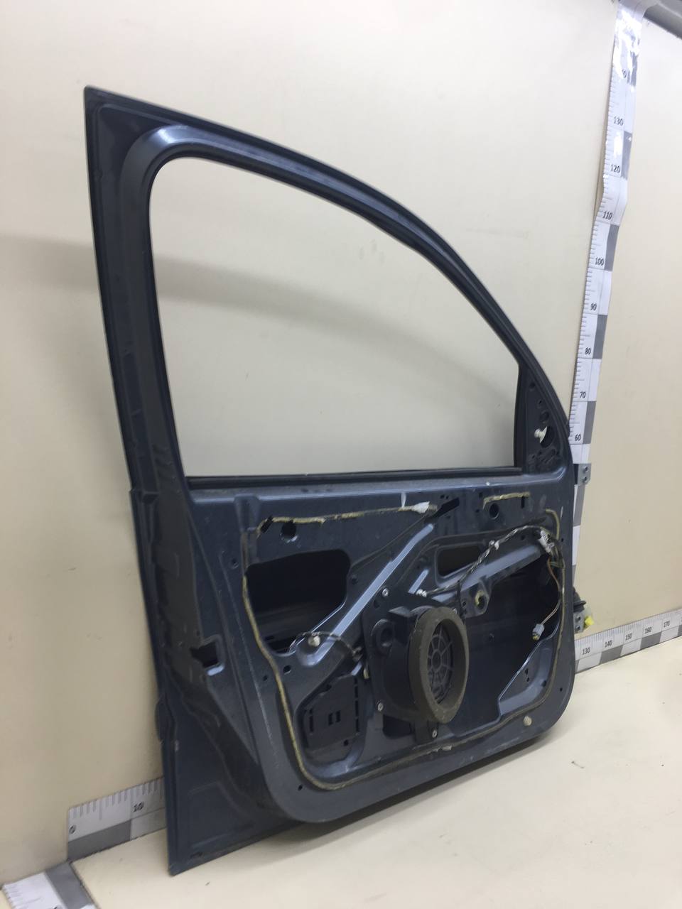Дверь передняя левая Peugeot 206 1998-2012