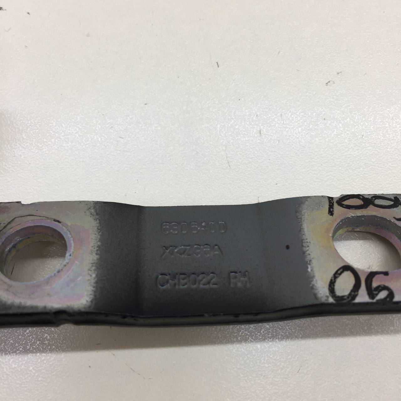 Петля двери багажника Haval H6 2014-2020