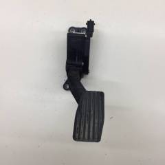 Педаль газа Lada Granta 2011>