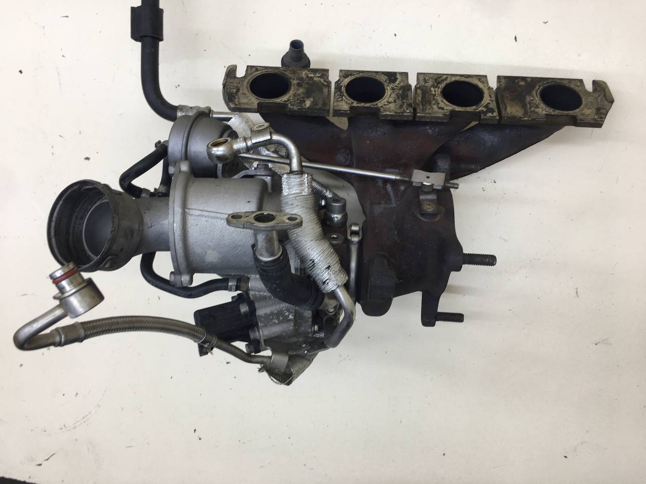 Турбокомпрессор (турбина) Volkswagen Passat B7 2011-2015