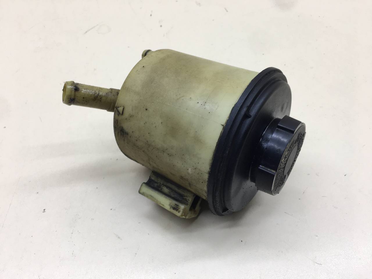 Бачок гидроусилителя Nissan Almera (N16) 2000-2006