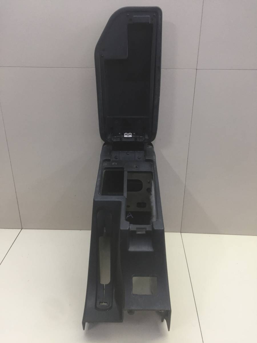 Подлокотник Great Wall H3 2010-2016