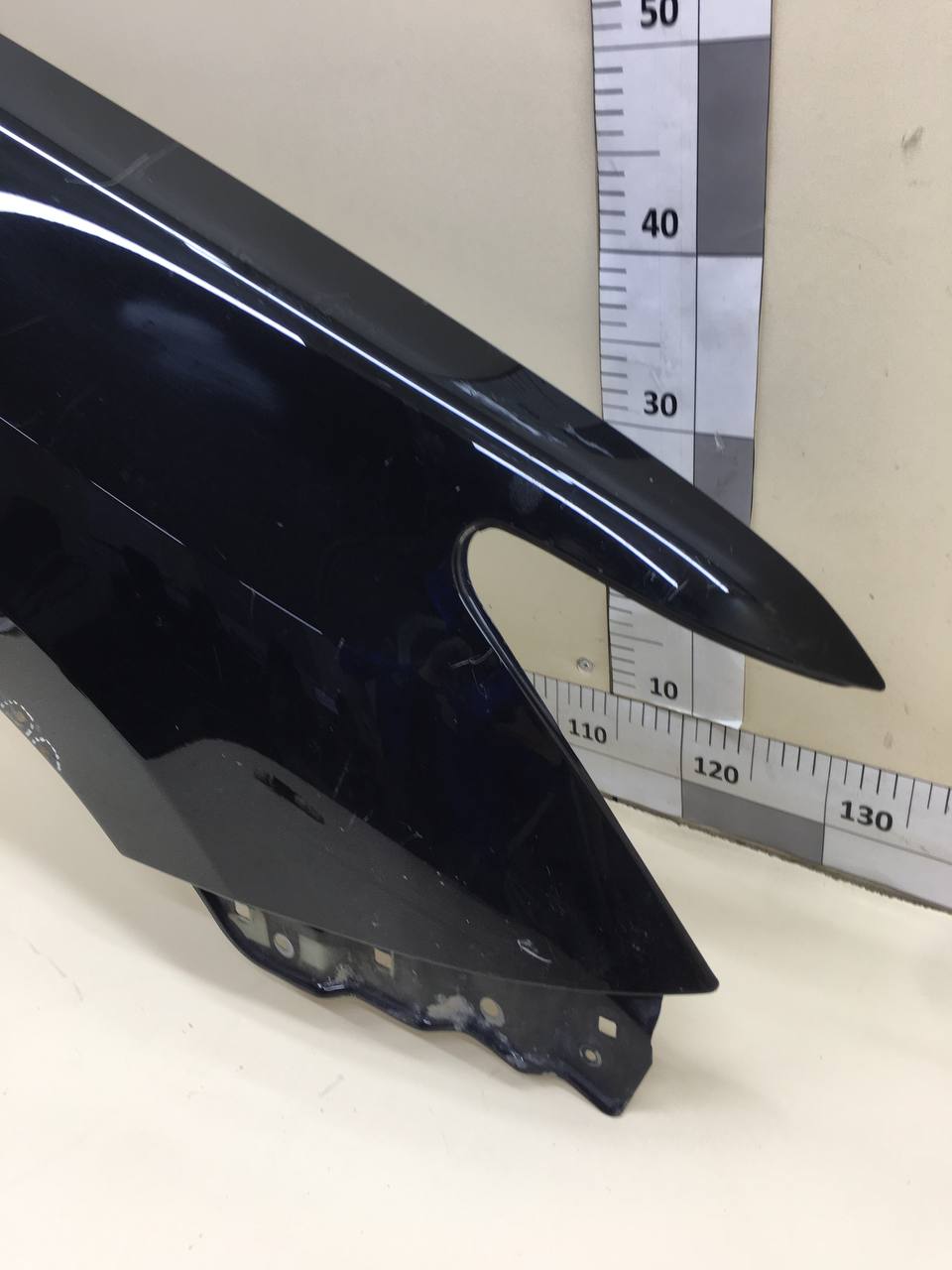 Крыло переднее правое Lexus LX570 (J200) 2007-2015