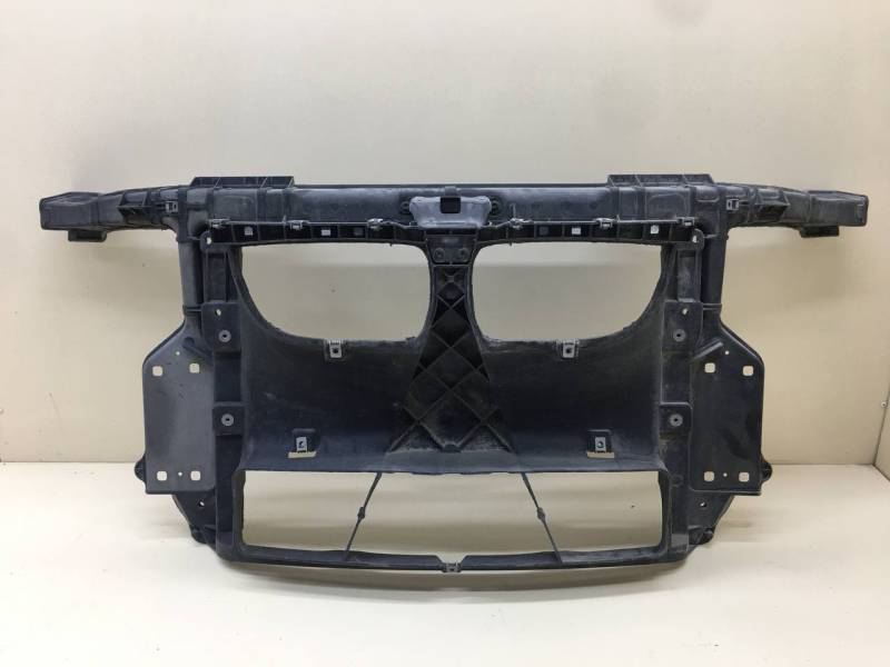 Панель передняя BMW 1-series E87/E81 2004-2011