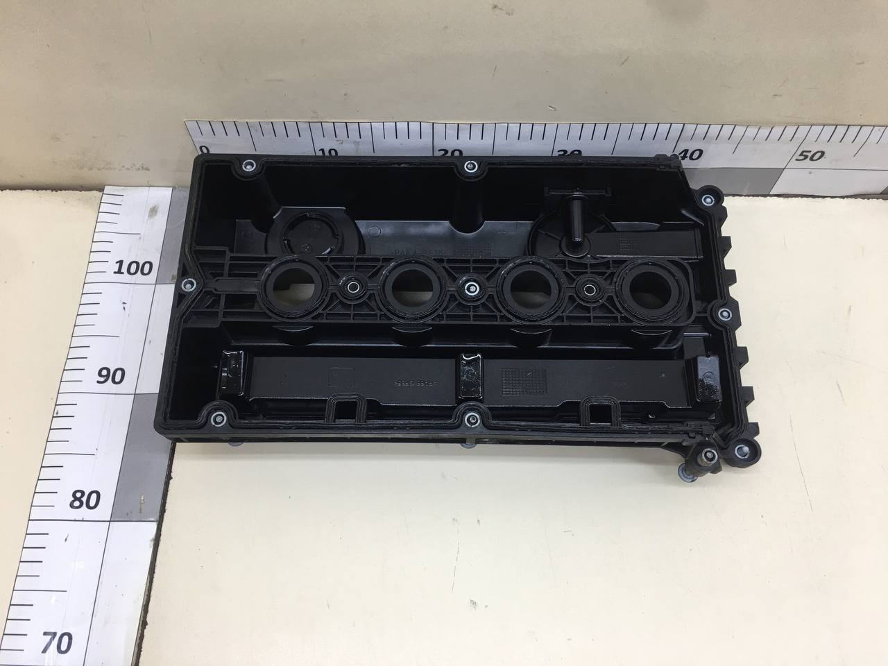 Крышка головки блока (клапанная) Chevrolet Cruze (J300) 2009-2016