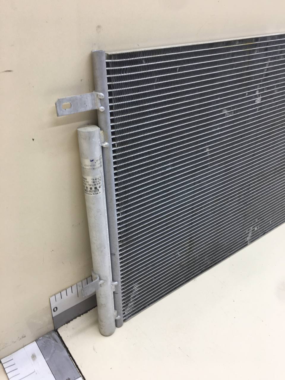 Радиатор кондиционера (конденсер) Changan UNI-T 2023>
