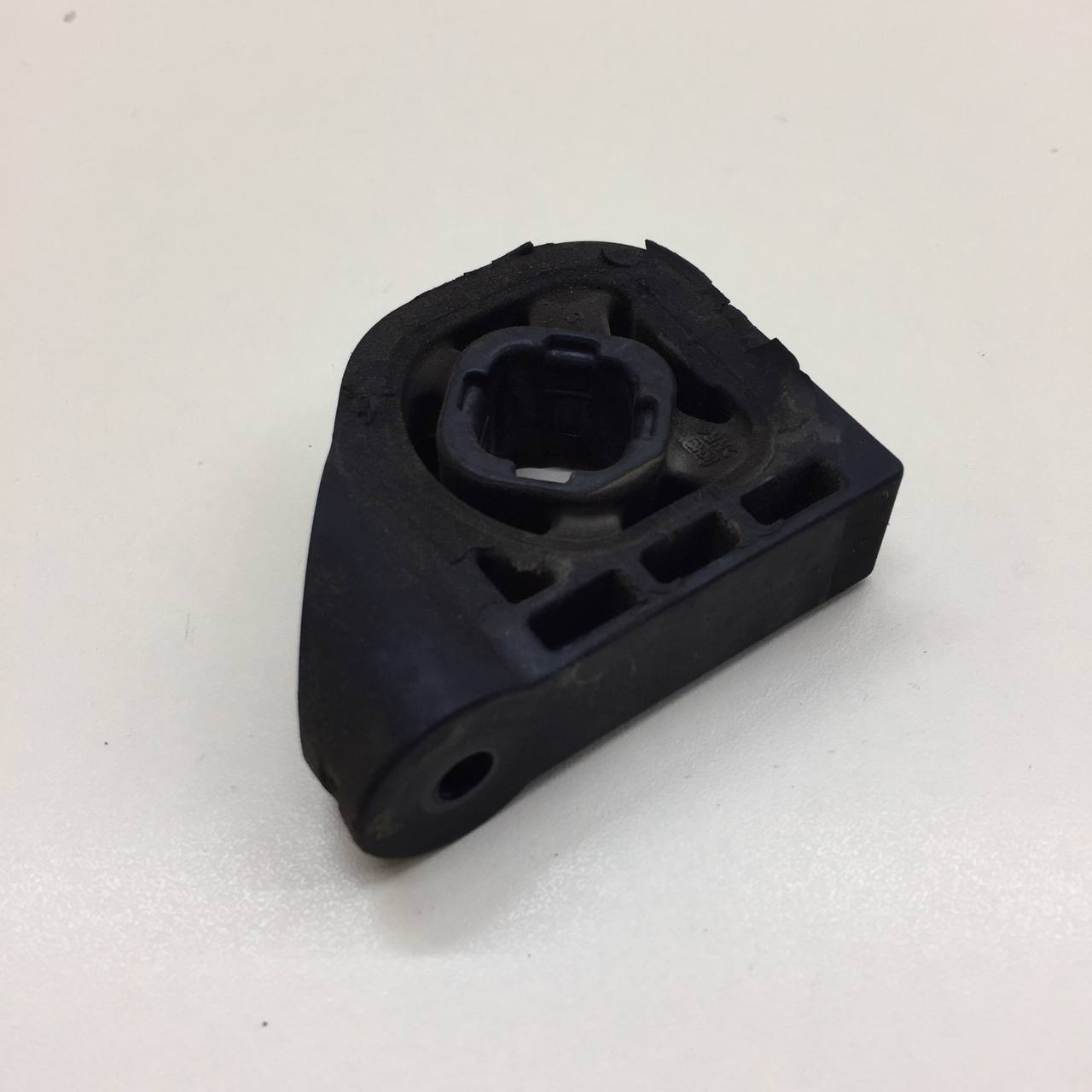 Кронштейн радиатора Hyundai Elantra (CN7) 2020>