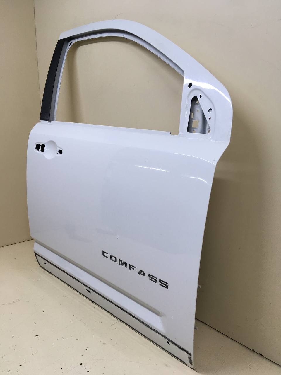 Дверь передняя правая Jeep Compass (MK49) 2006-2015