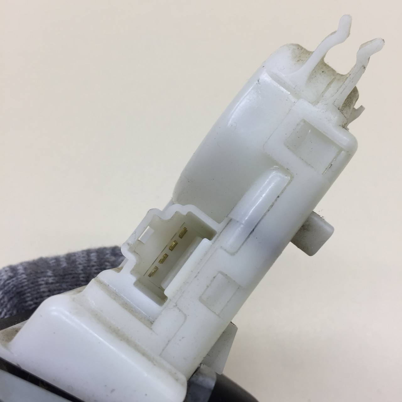 Замок багажника Nissan X-Trail (T31) 2007-2014