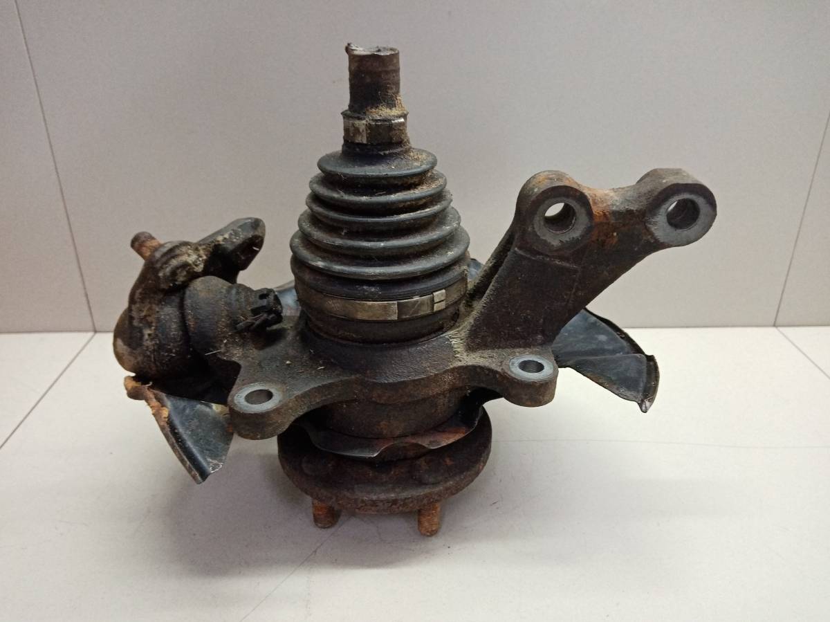 Кулак поворотный передний левый Toyota Allion (T240) 2001-2007