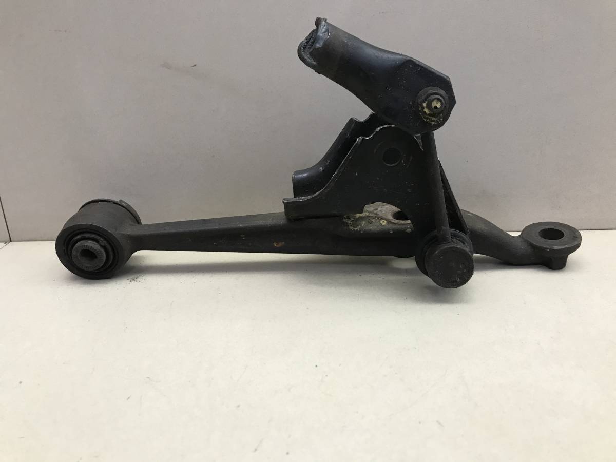 Рычаг передний левый Toyota Mark II  (X100) 1996-2000