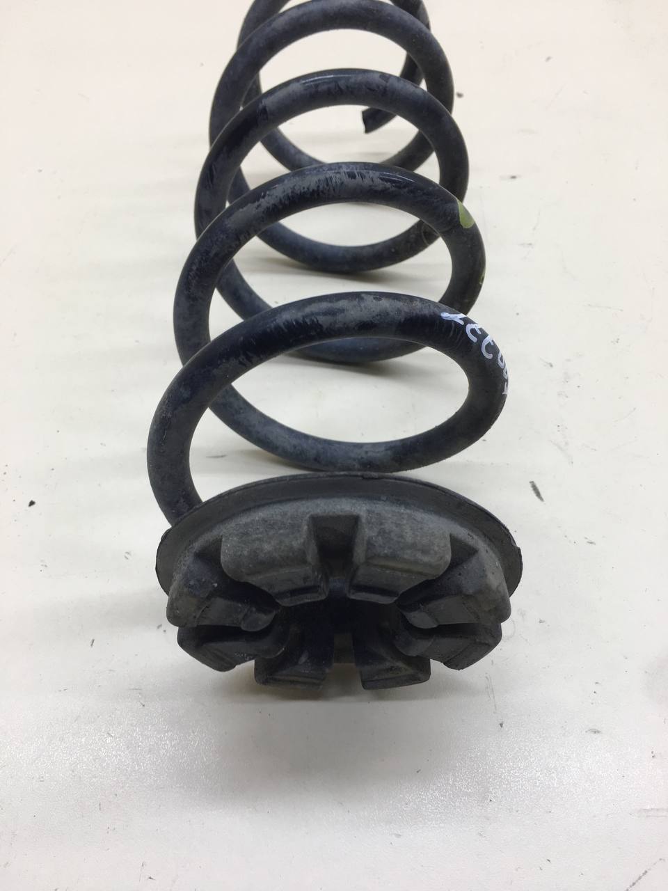 Пружина задняя Lada Vesta 2015>