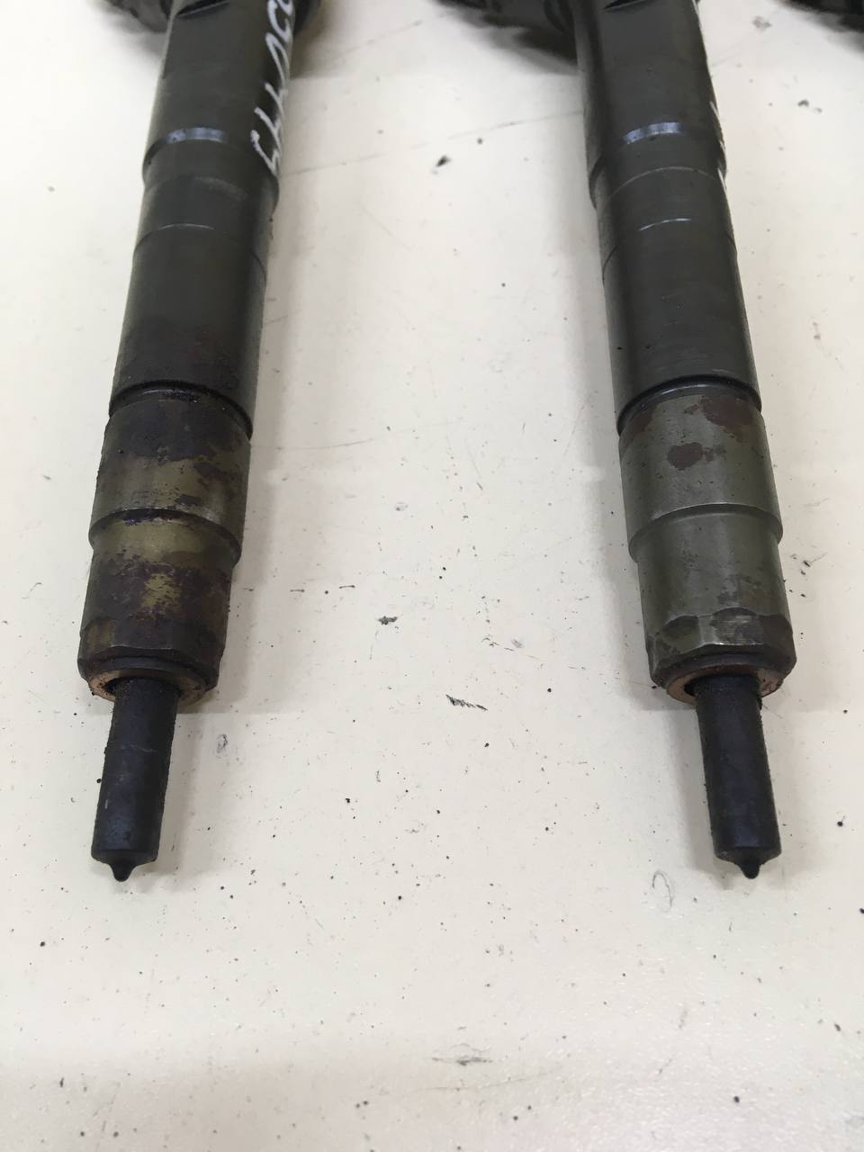 Форсунка дизельная электрическая Jaguar XE (760) 2014-2021