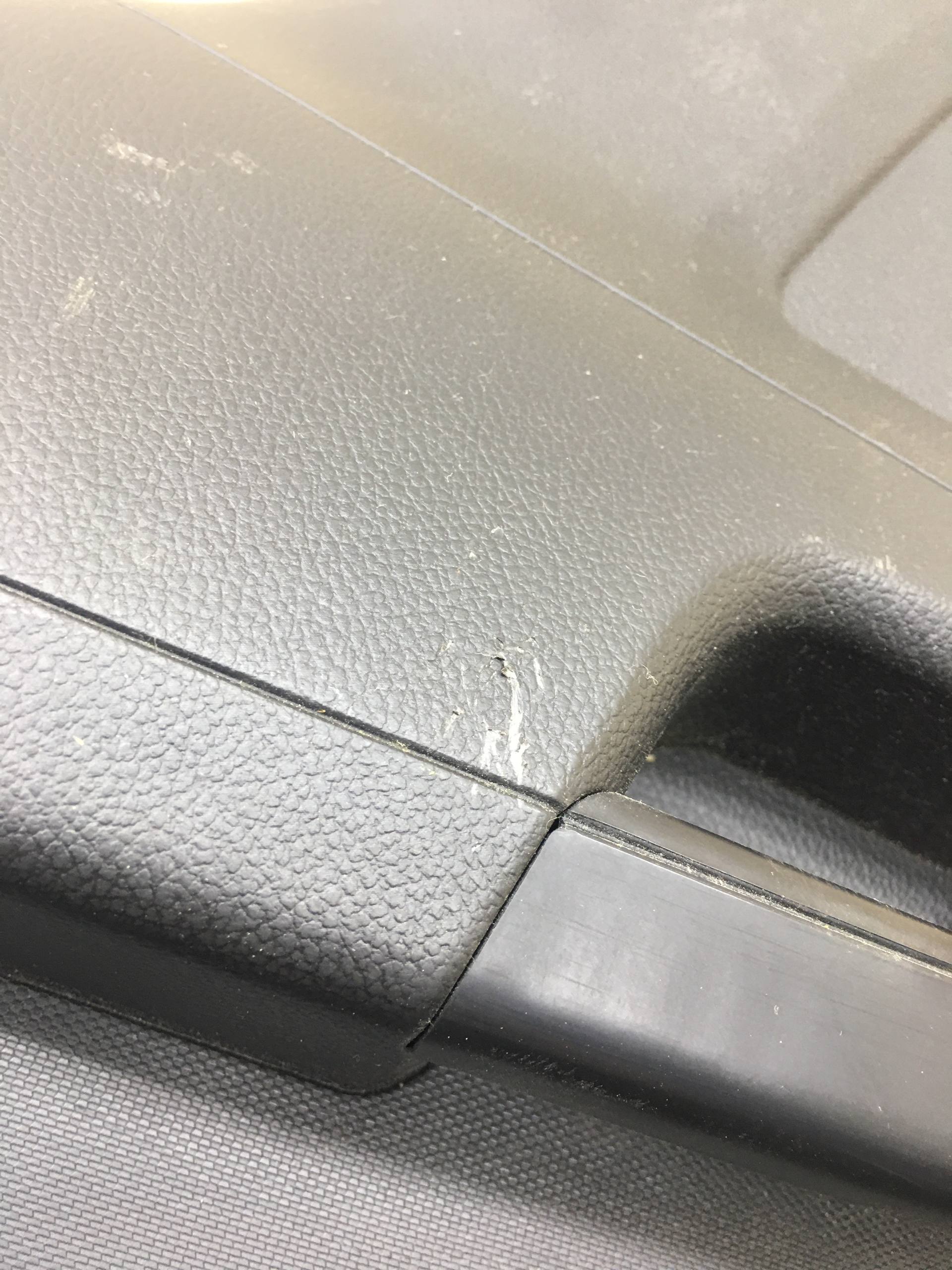 Обшивка двери задней правой Chevrolet Aveo T300 2011>