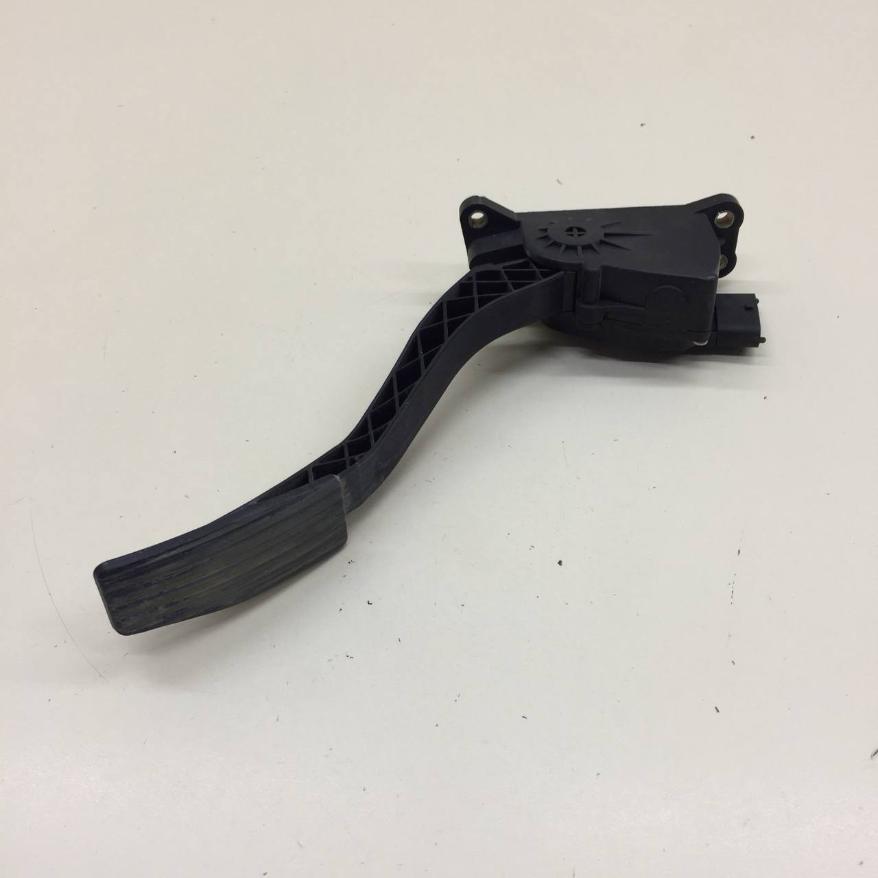 Педаль газа Lada Niva 2131 1993>