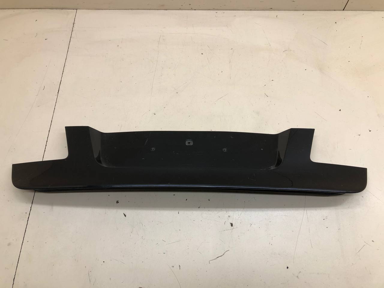 Накладка крышки багажника BMW 7-Series F01,F02  2008-2015