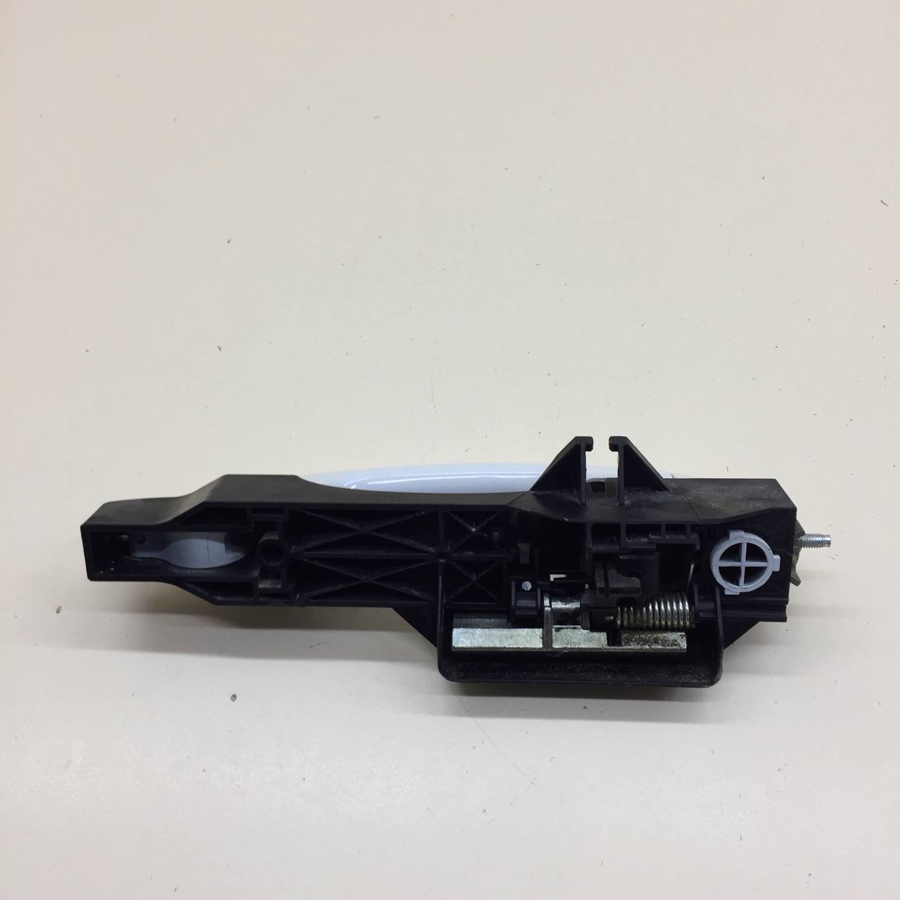 Ручка двери передней наружная правая Lada Vesta 2015>