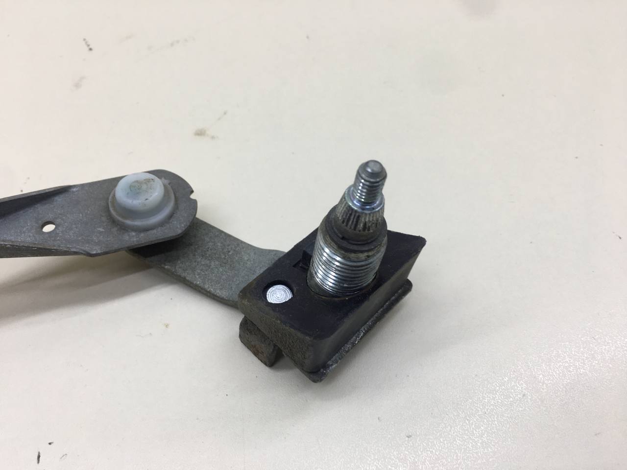 Трапеция стеклоочистителей Lada Niva 4х4 2121 1977-2021