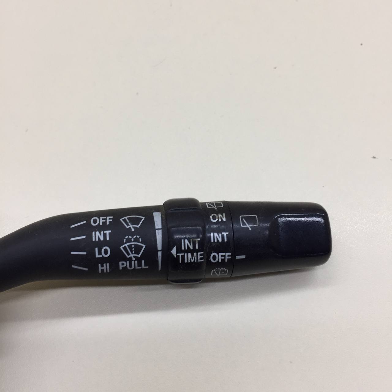 Переключатель стеклоочистителей Suzuki Liana 2001-2007