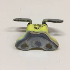 Петля двери задней левой верхняя Peugeot 107 2006-2014