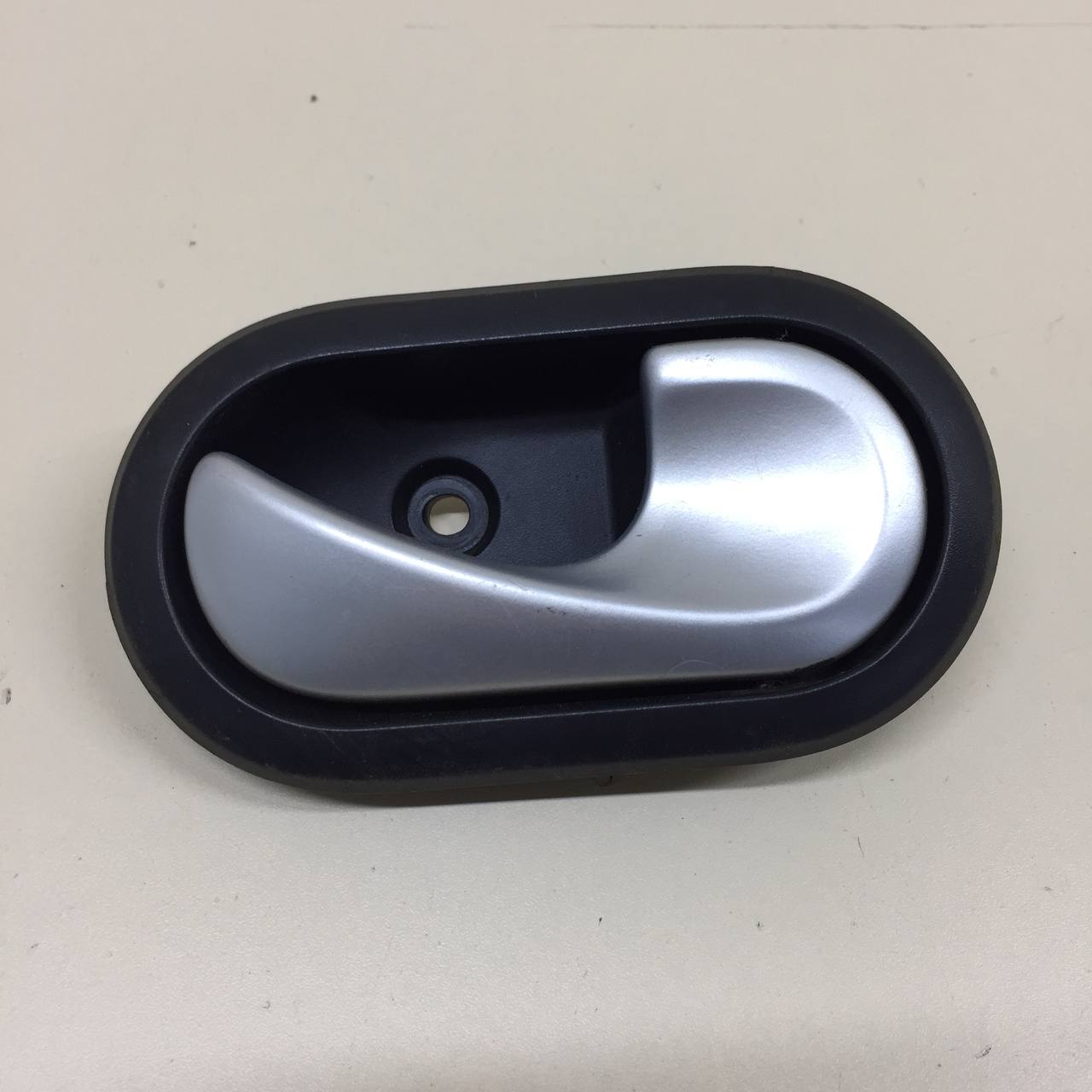 Ручка двери внутренняя правая Renault Duster (HSA, HSM) 2012>