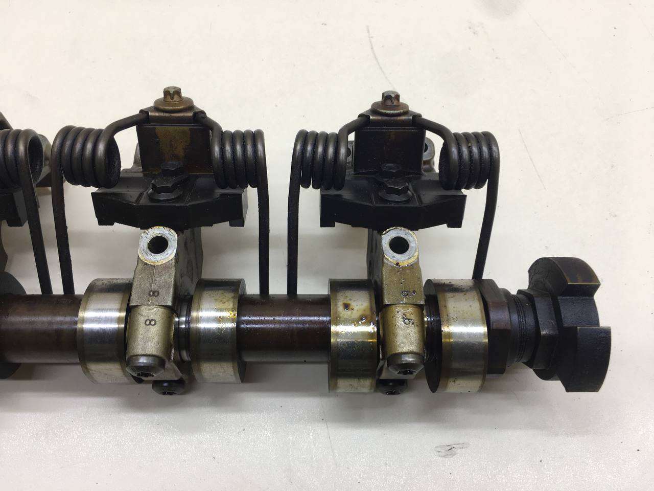 Головка блока цилиндров Peugeot 308 2007>