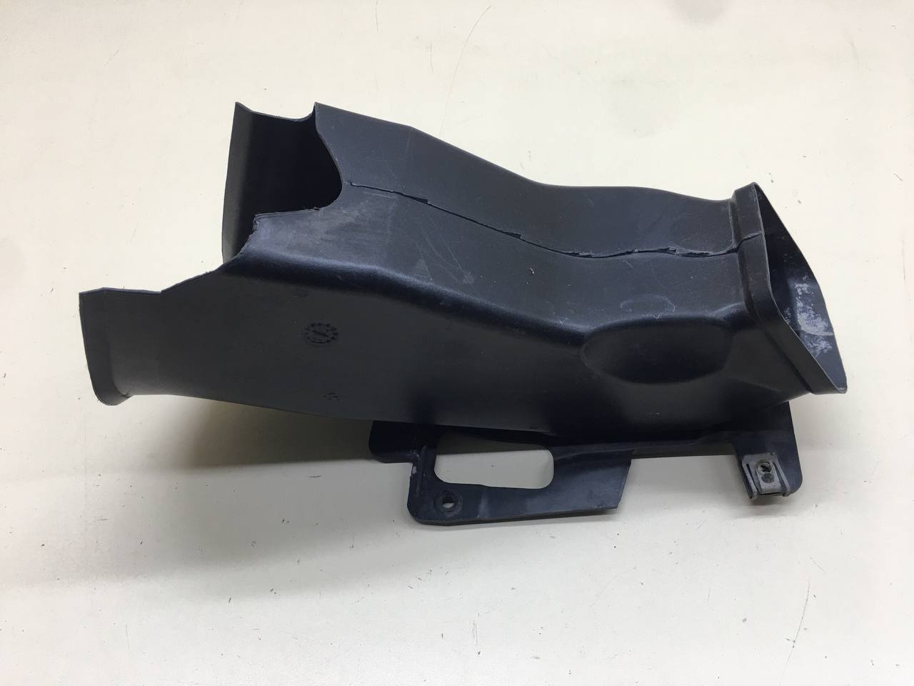 Воздуховод BMW 3-series E46 1998-2005