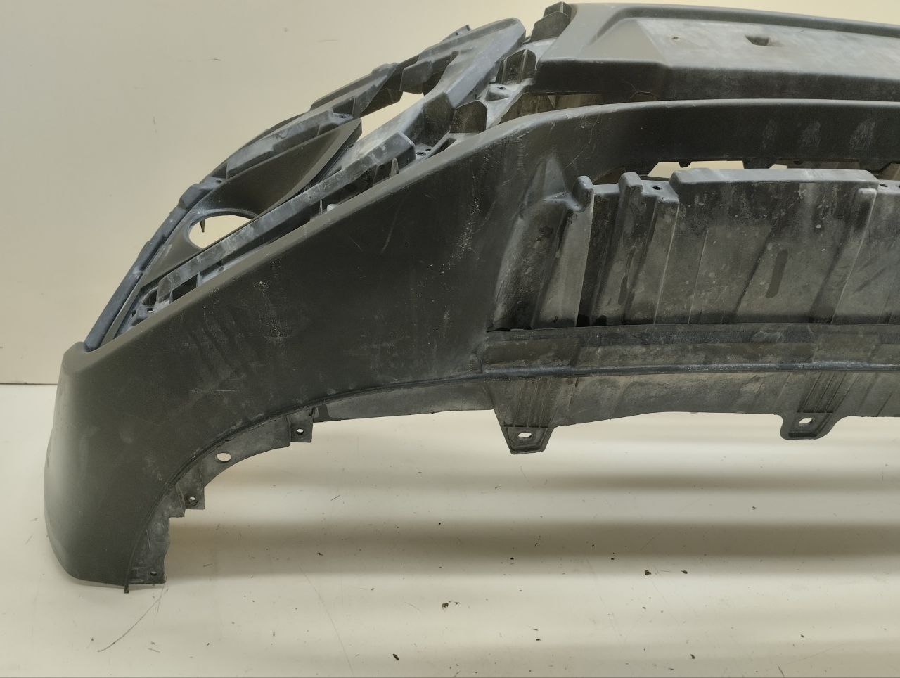 Бампер передний Lada Vesta SW Cross 2017>