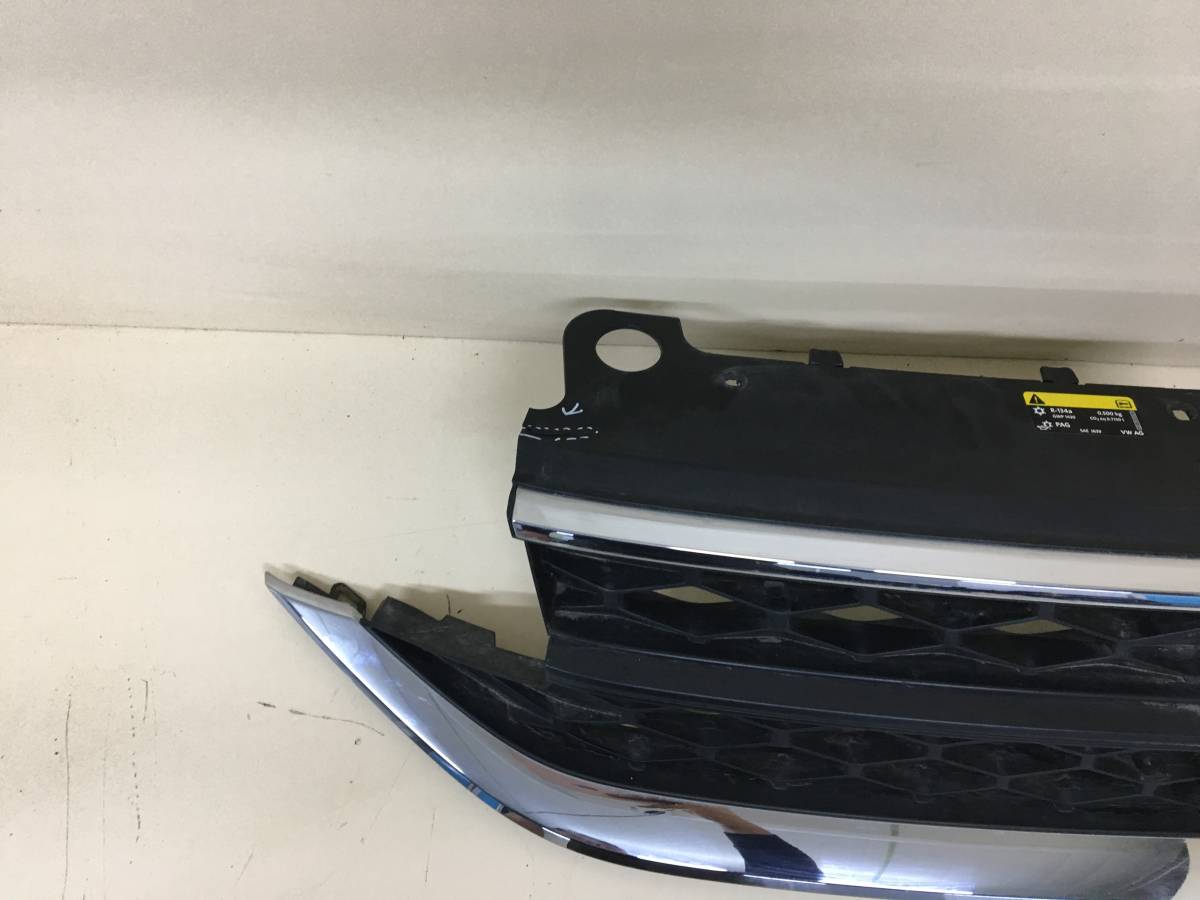 Решетка радиатора Volkswagen Taos 2020>