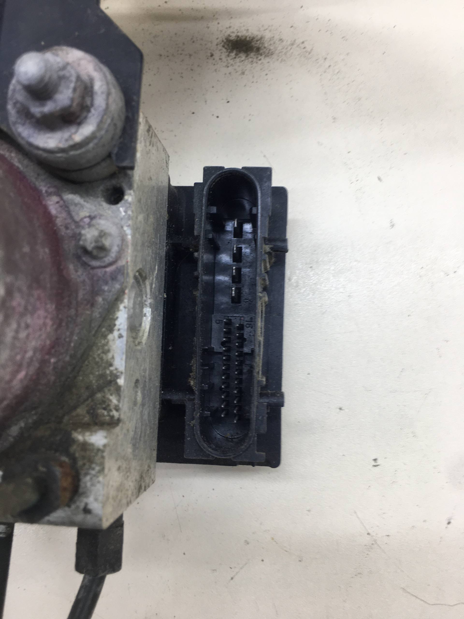 Блок ABS (насос) Nissan Almera Classic (B10) 2006-2013