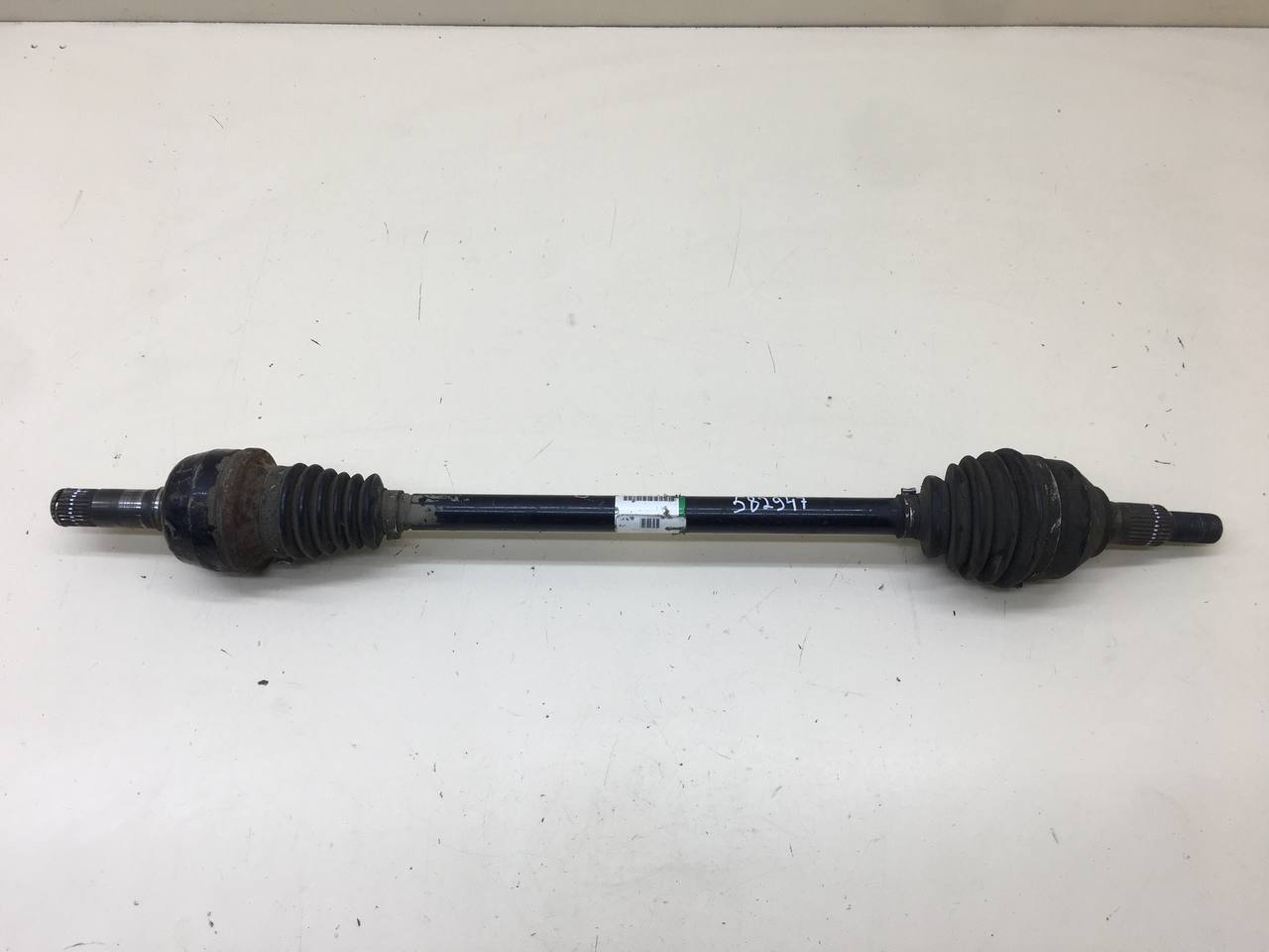 Полуось задняя Cadillac STS 2004-2011