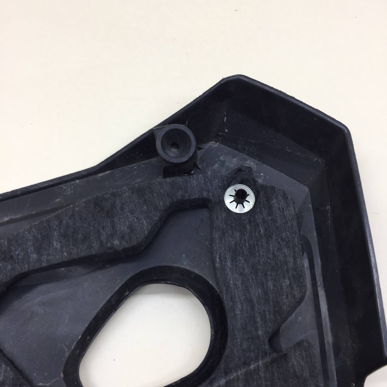 Крышка двигателя декоративная Volvo V60 2010-2013