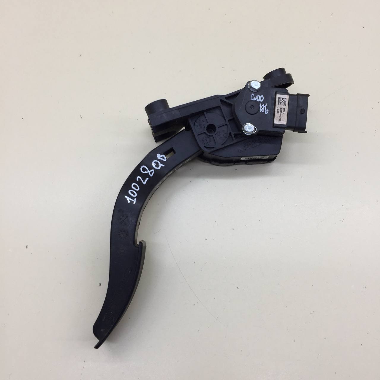 Педаль газа Hyundai Solaris (RB) 2010-2017