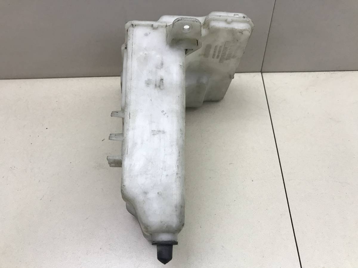 Бачок омывателя лобового стекла Toyota Ipsum (SXM10) 1996-2001