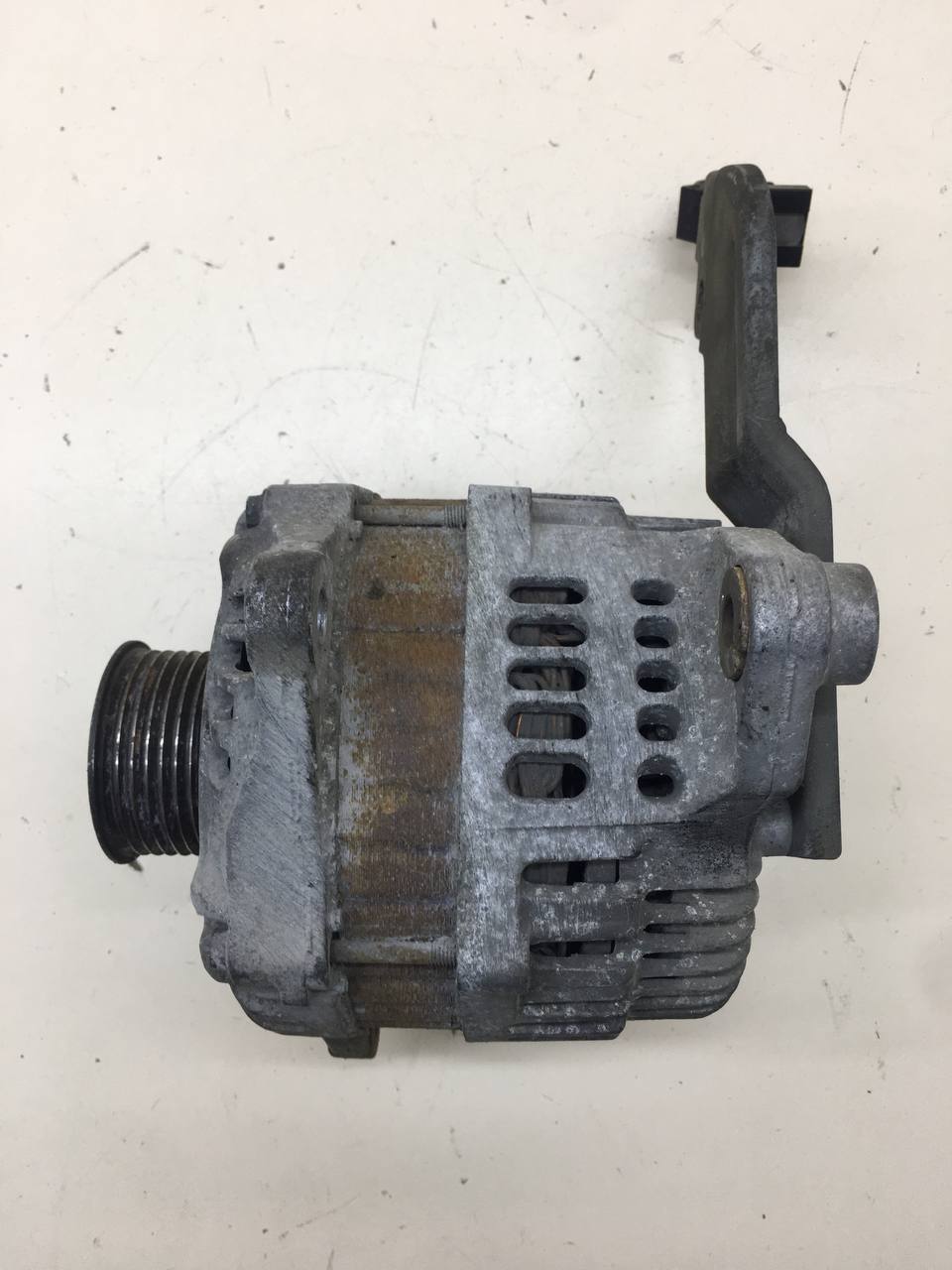 Генератор Infiniti M37 (Y51) 2010-2014