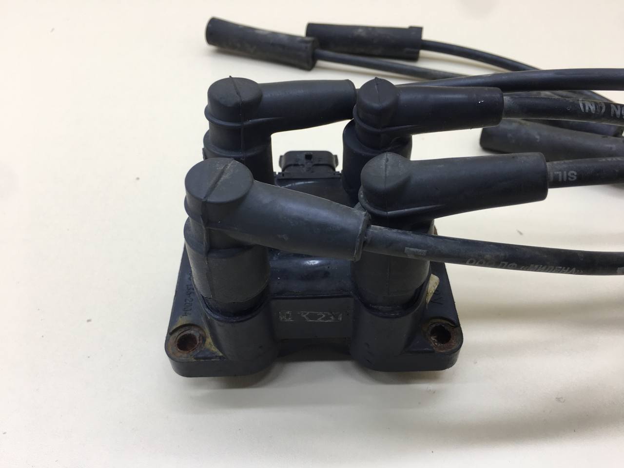 Катушка зажигания Lada Niva 2131 1993>