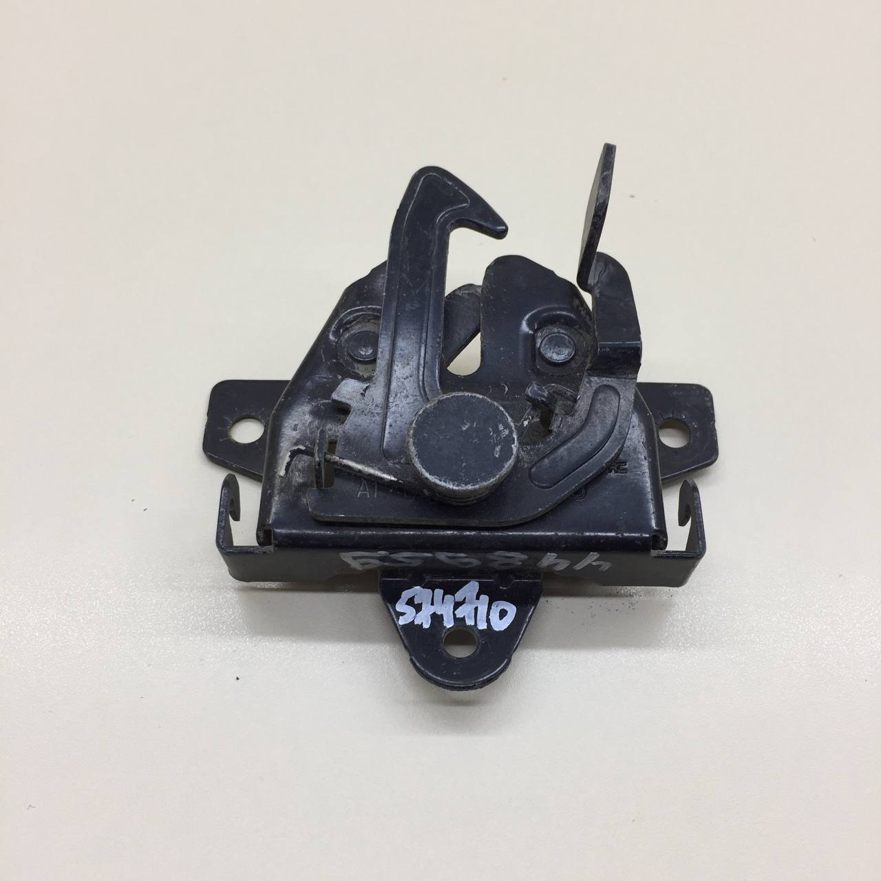 Замок капота Hyundai Starex (H1) 1997-2007