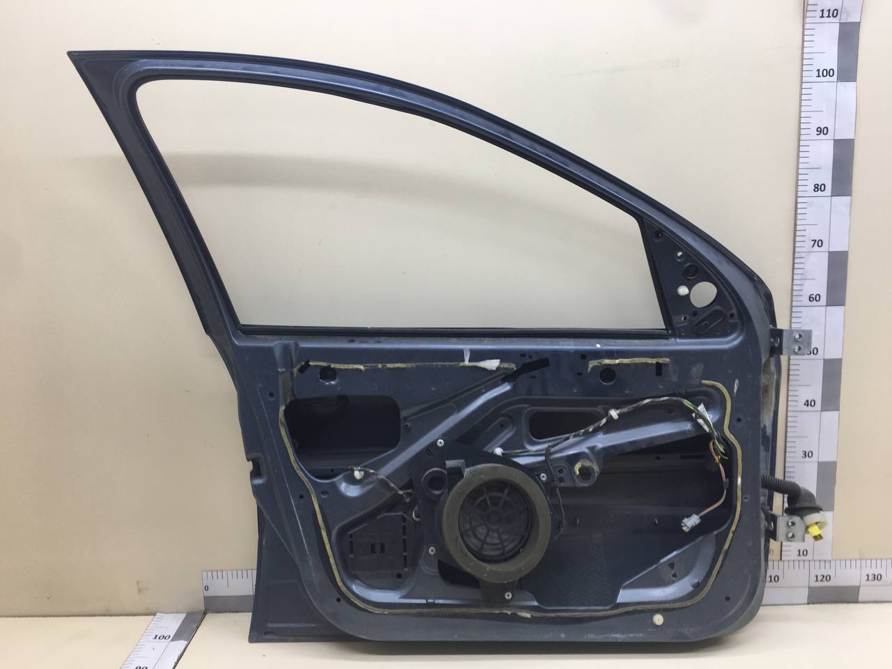 Дверь передняя левая Peugeot 206 1998-2012
