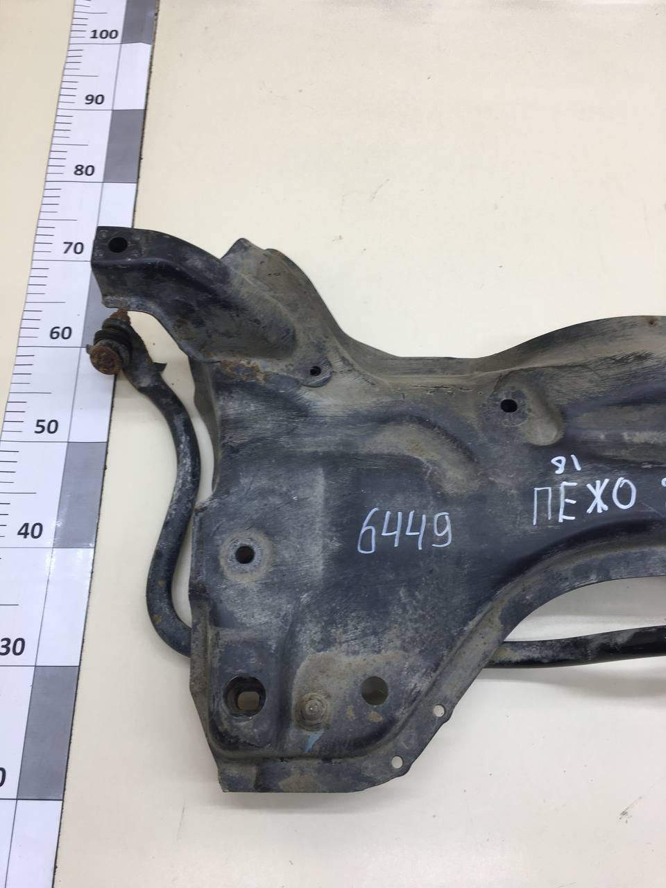 Балка подмоторная Peugeot 206 1998-2012