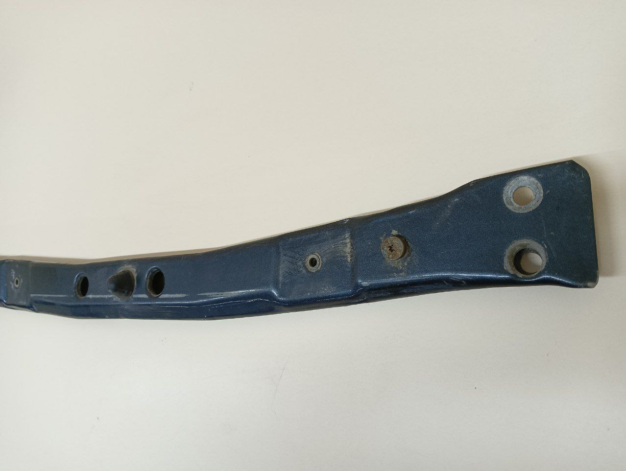 Рамка радиатора Chevrolet TrailBlazer (GMT360) 2001-2010