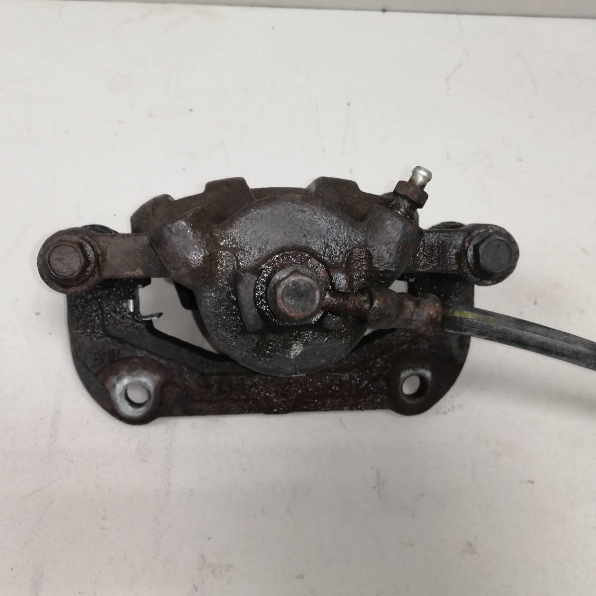 Суппорт передний правый Chery QQ6 S21 (S21) 2006-2011