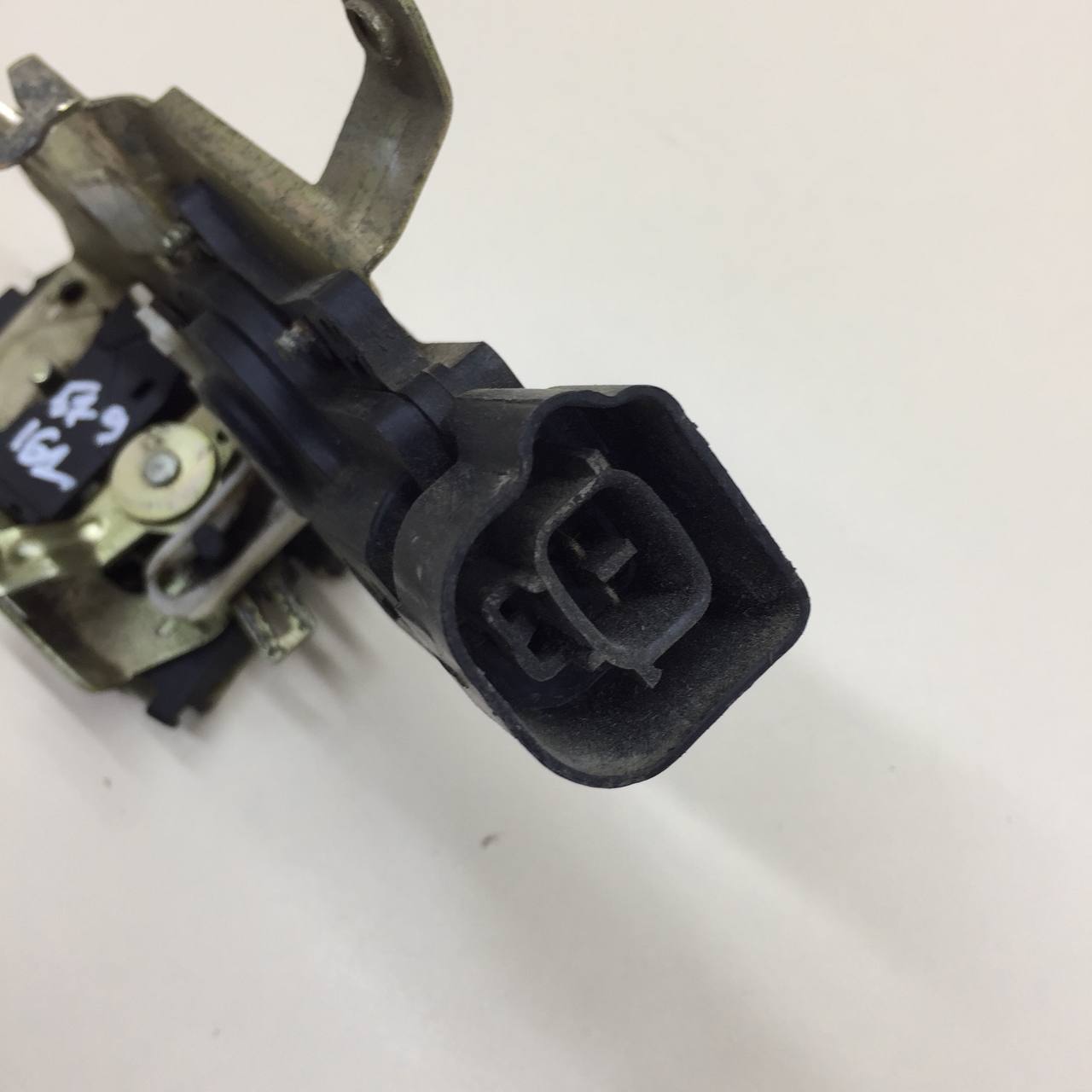 Замок двери задней правой Lifan Solano 1 2008-2016