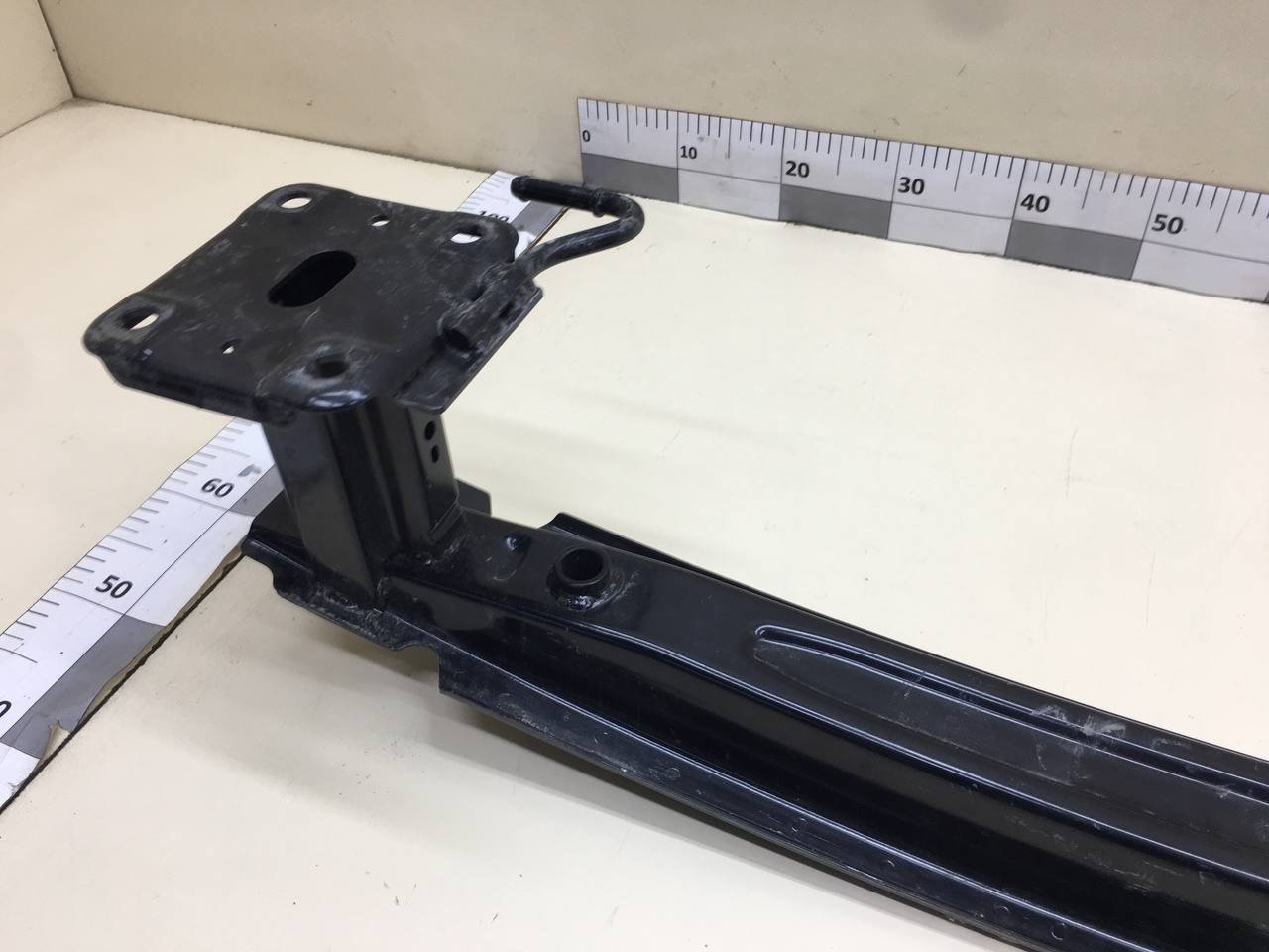 Усилитель заднего бампера Mazda CX-9 (TC) 2015-2021