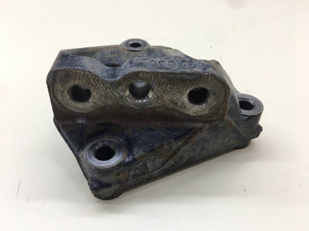 Кронштейн двигателя правый Toyota Rav 4 (A30) 2006-2013