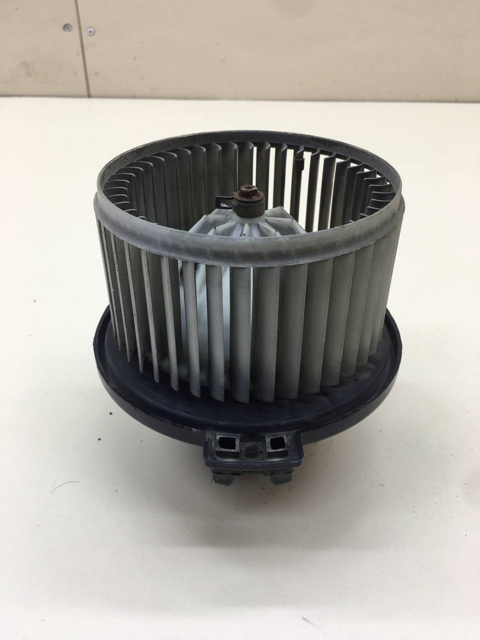 Моторчик отопителя Geely MK Cross 2011>