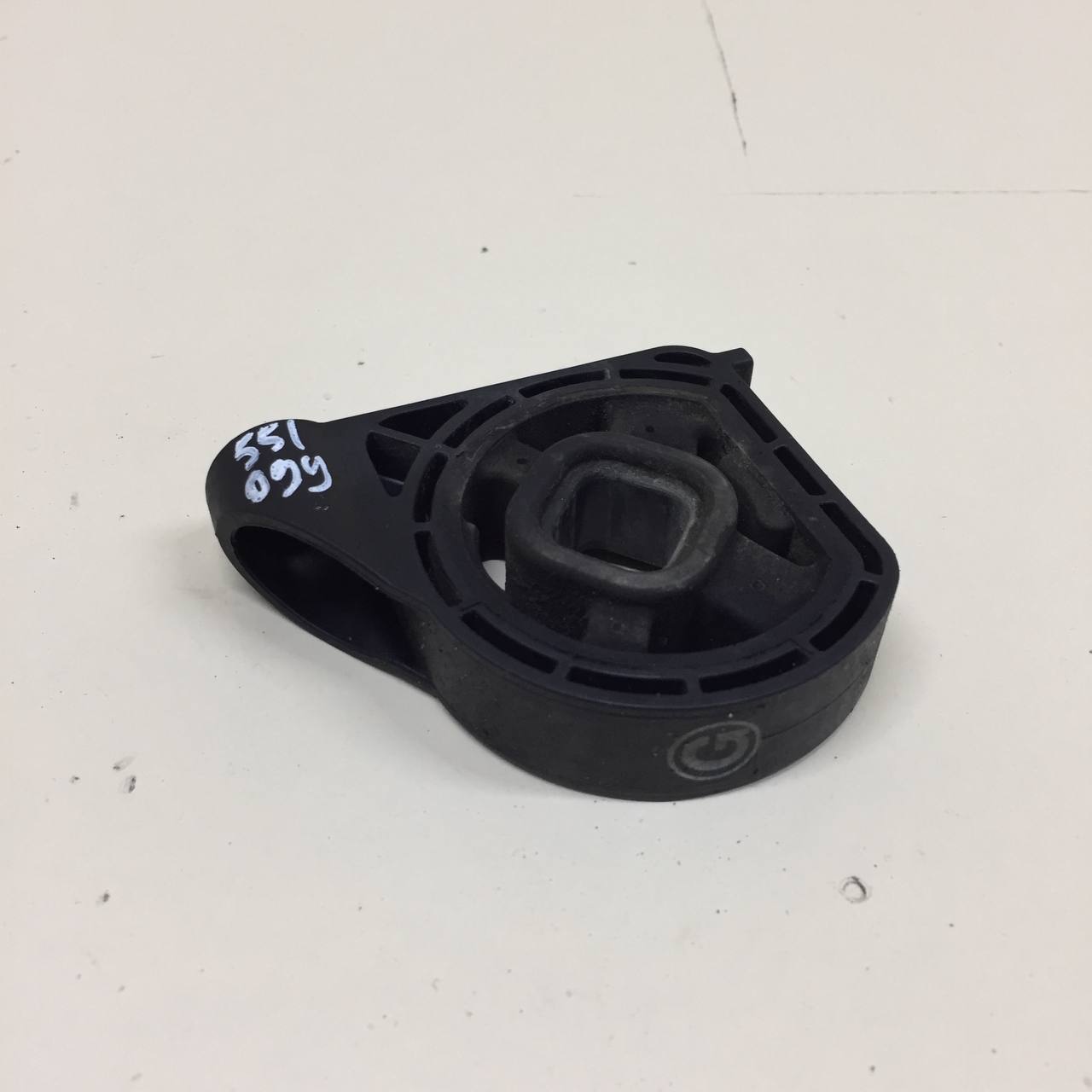 Кронштейн радиатора Kia Cerato (BD) 2018-2022