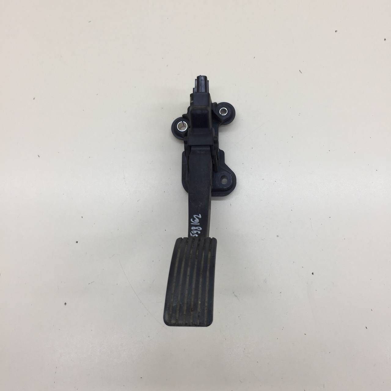 Педаль газа Mitsubishi ASX (GA) 2010>