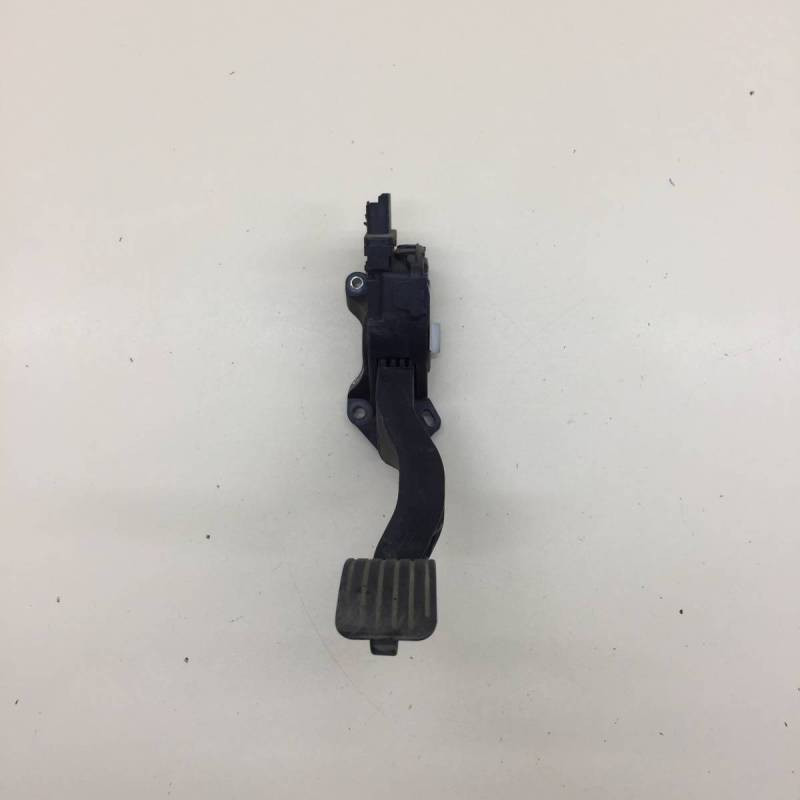 Педаль газа Peugeot 208 2012>