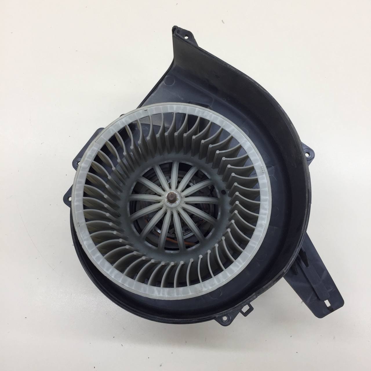 Моторчик отопителя Volkswagen Polo (MK5) 2011-2020